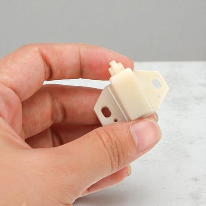 White Marine Boat Ball Catch Door Cupboard – Spring Back Plates Roller Latch Plastic Catches Cabinet Hardware and Furniture Double Latches Interior Doors Small Arrowhead Catch