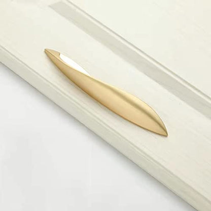 4Pcs Arcuate Pulls Handle Knob,5" C-C Large Modern Elegant Curved Handle Cabinet Pulls,Create a Spatial Aesthetic,S-Shaped Solid Zinc Alloy Drawer Pull (4 Pack, Pearl Gold, 5.0" Hole Centers) - color: Pearl Gold, size: 5.0" Hole Centers
