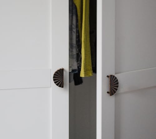 Goo-Ki 2.5''Hole Centers Antique Oil Rubbered Bronze Cabinet Pulls, Retro Accessible Luxury Zinc Alloy Drawer Pulls with Fan-Shaped,6 Pack - color: Antique Oil Rubbered Bronze, size: 2.5'' Hole Centers Fan-Shaped Pull