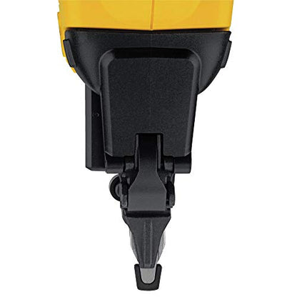 DEWALT 20V MAX* Cordless Brad Nailer Kit, 18GA (DCN680D1)