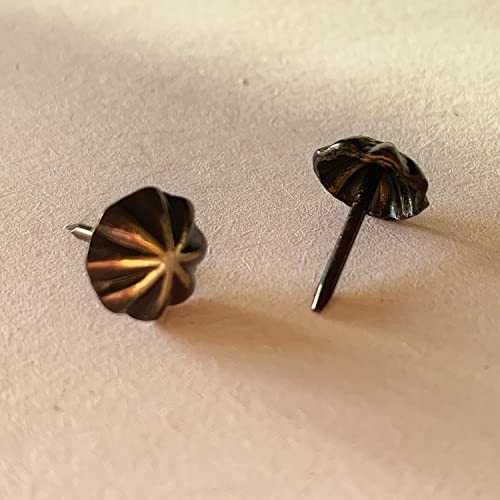 Maozaa 200Pcs 7/16" Upholstery Tacks for Furniture, Decorative Tacks - size: 200 PCS - Round Head