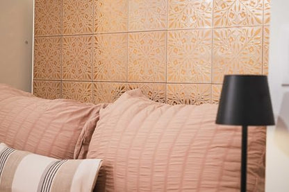 Main Street Peel and Stick Wallpaper Tiles, White & Gold Leaves, 24-Pack - style: White and Gold Leaves