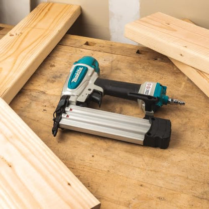 Makita AF506-R 18 Gauge 2 in. Pneumatic Brad Nailer (Renewed)
