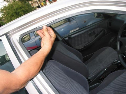 Edge Trim Black Large U Height 0.656" U Height x 0.039"-0.178" Grip Range (5 Feet) - size: 5 Feet