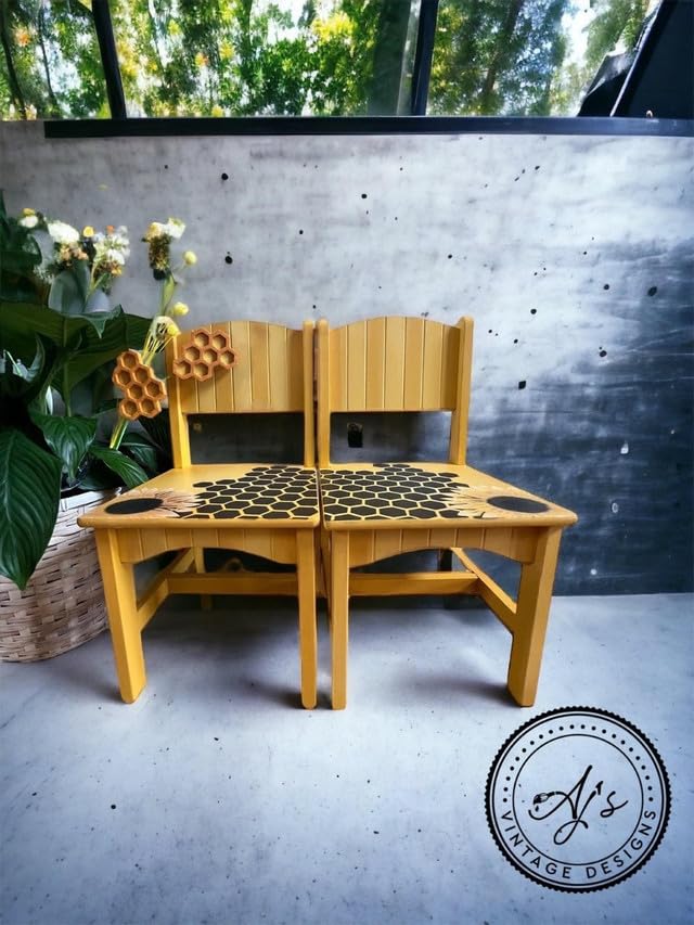 Dixie Belle Paint Company Stencil - The Bee's Knees - 16� x 20� - style: The Bee's Knees