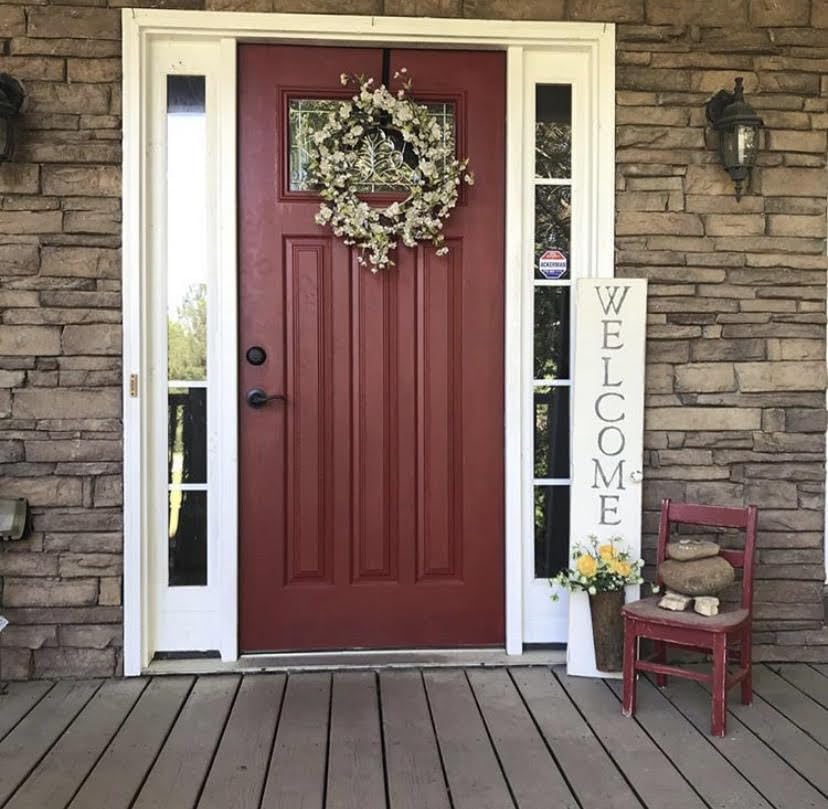Rethunk Junk Resin Paint - 16 floz (Barn Door) - color: Barn Door